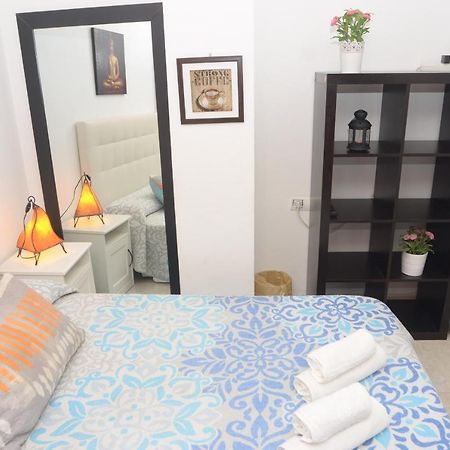 Habitacion Malaga Centro Exterior photo